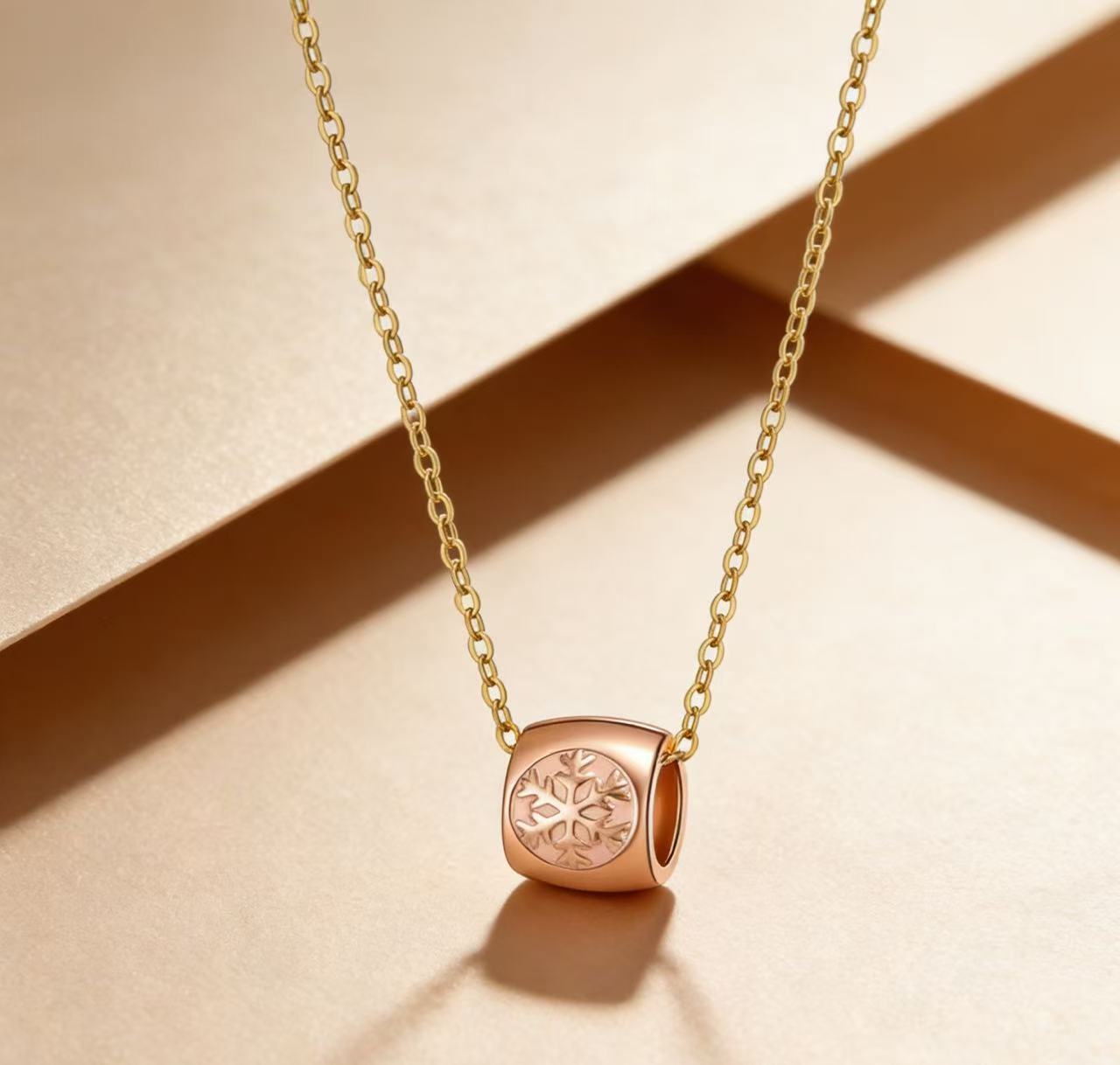 Heart Shaped Necklace For Women Clavicle Length Chain With A Heart Pendant