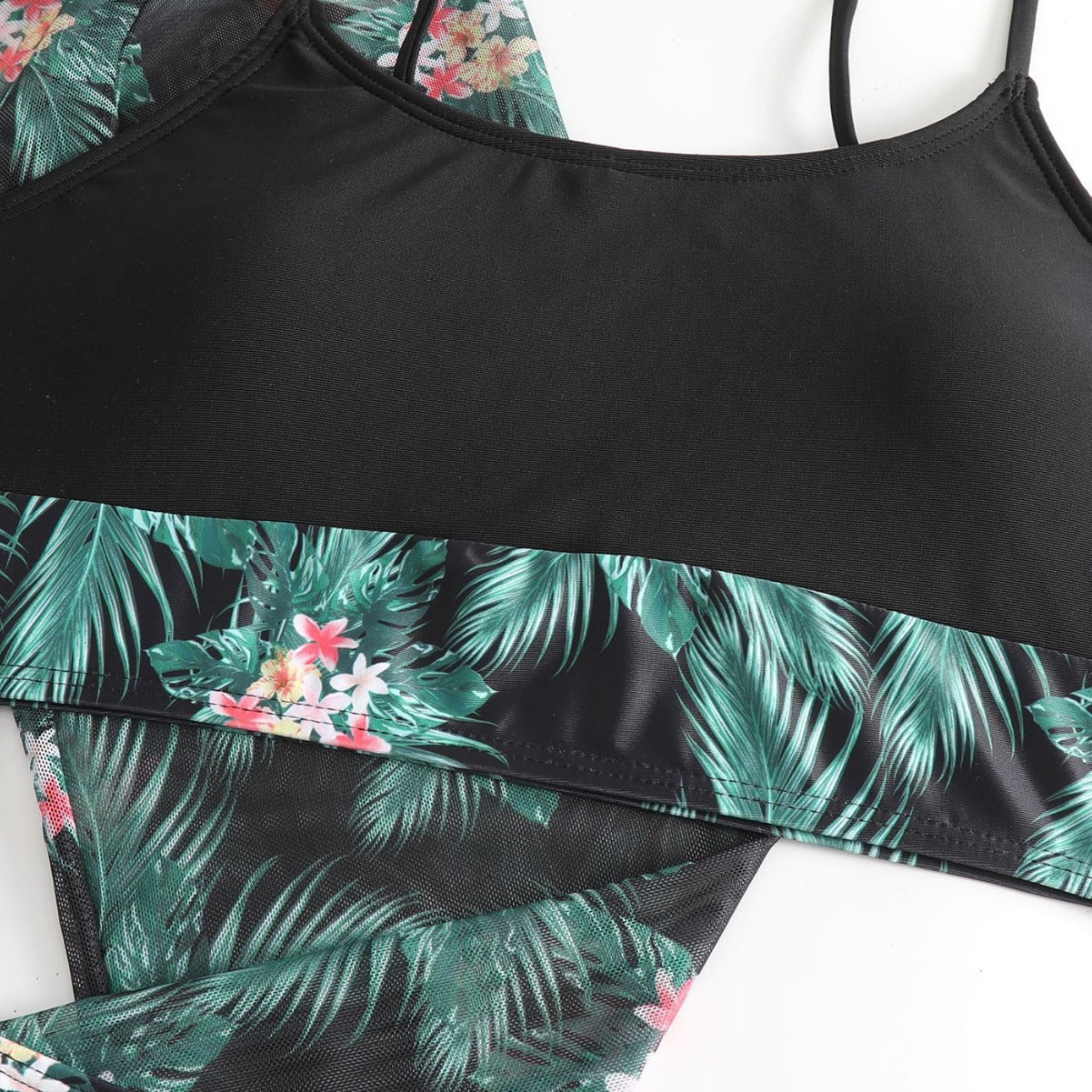 Fashionable Maple Leaf Halter Low-Waist Three-Piece Swimsuit